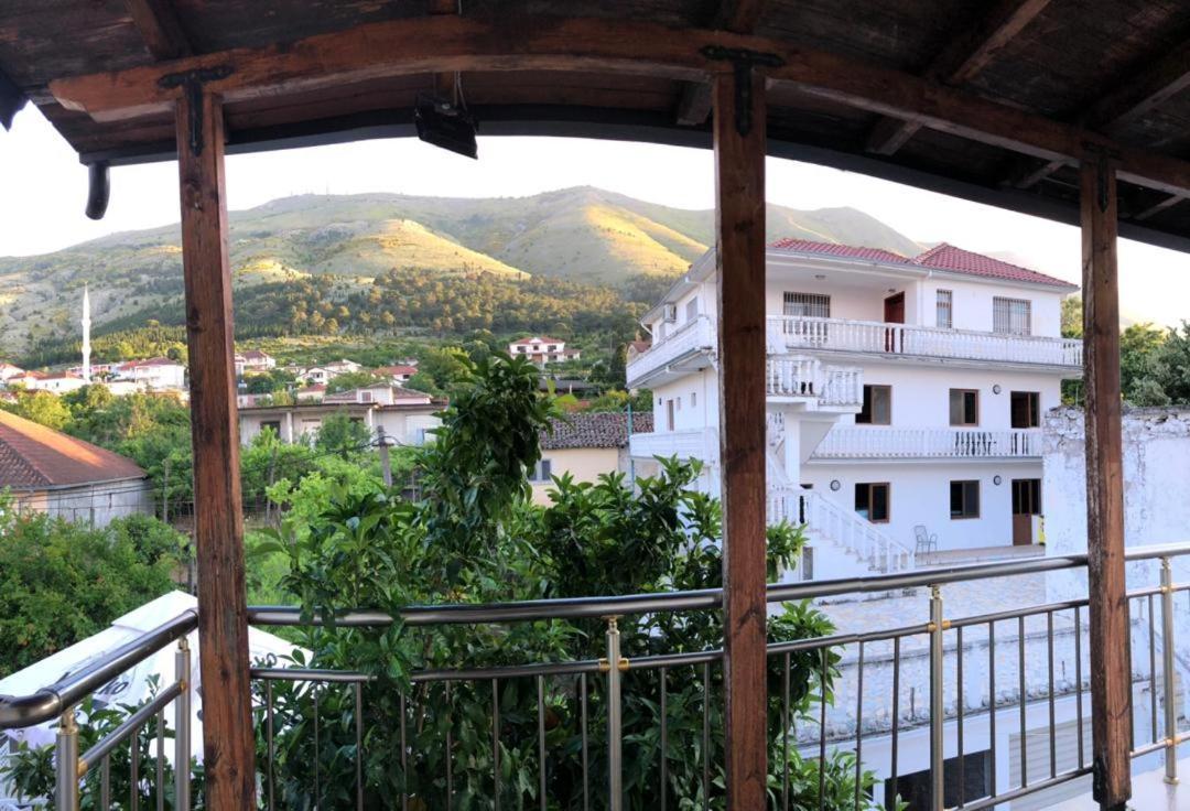 Hotel Shkodra Lake Shiroka ภายนอก รูปภาพ