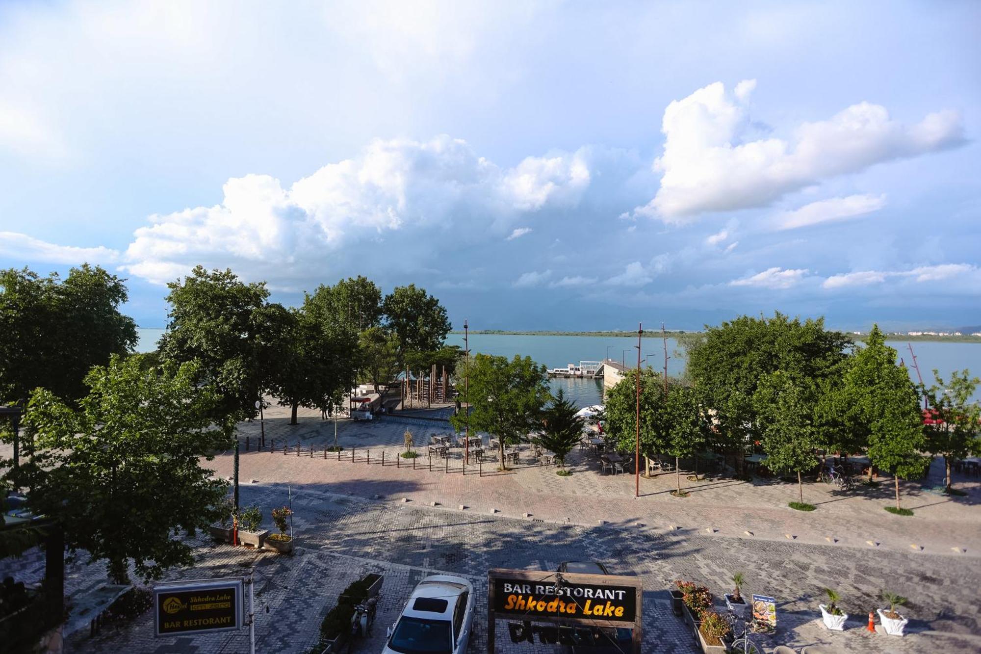Hotel Shkodra Lake Shiroka ภายนอก รูปภาพ
