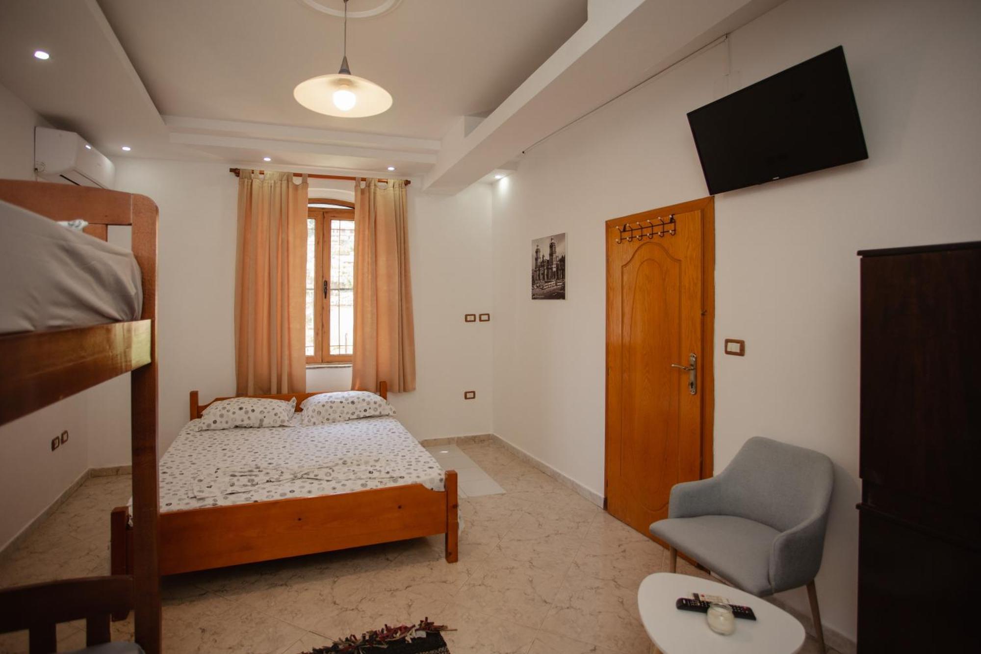 Hotel Shkodra Lake Shiroka ภายนอก รูปภาพ