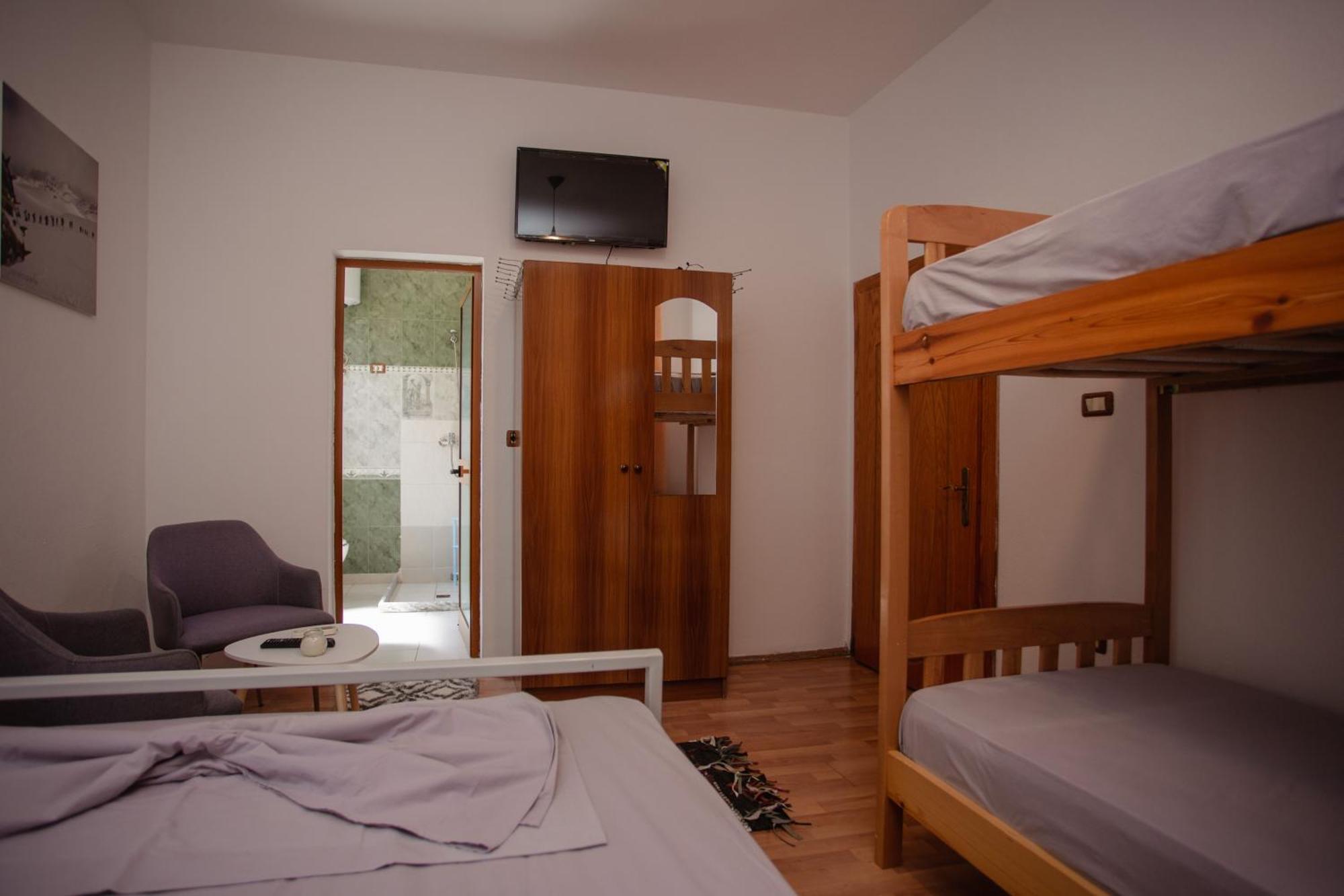 Hotel Shkodra Lake Shiroka ภายนอก รูปภาพ